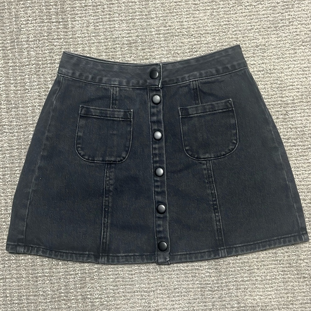BRANDY MELVILLE Black Denim Jean Snap Button Up Mini Skirt